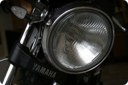 Scheinwerfer einer Honda CB 450 N