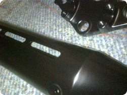 Gabelbrücke und Hitzeschutzblech