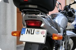 Yamaha YBR 125 ('05) mit originalem Rücklicht