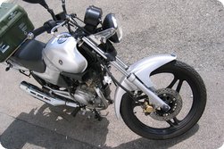 YBR 125 mit originaler Bremsleitung