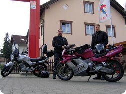 Yamaha YBR 125 und Honda NSR 125